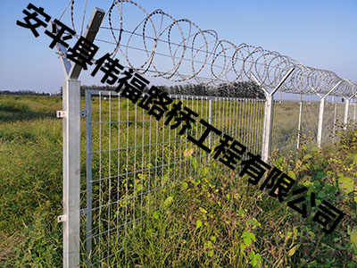 熱(rè)鍍鋅護(hù)欄